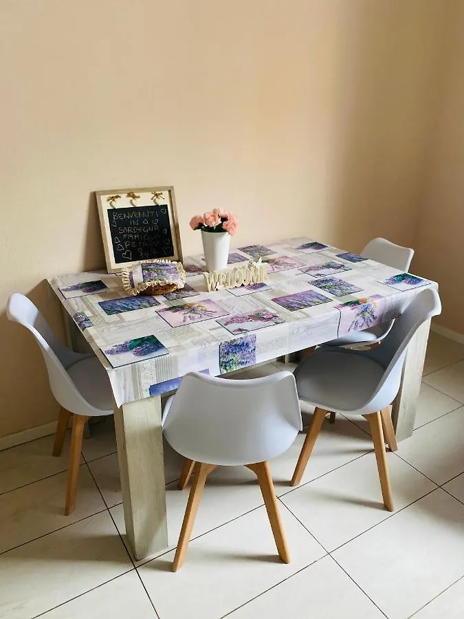 בית נופש Quartu SantʼElena Casa Vacanze 